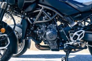 2023 Yamaha Niken GT engine