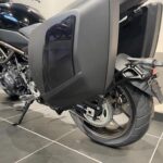 Yamaha Niken GT - left pannier up close